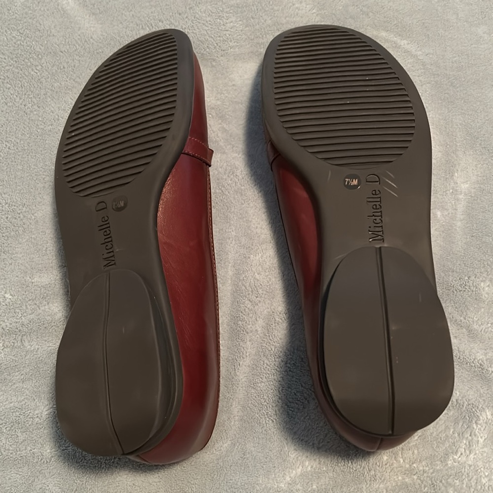 New w/o Box Brown/Burgundy Flat Shoes - Picture 3 of 3